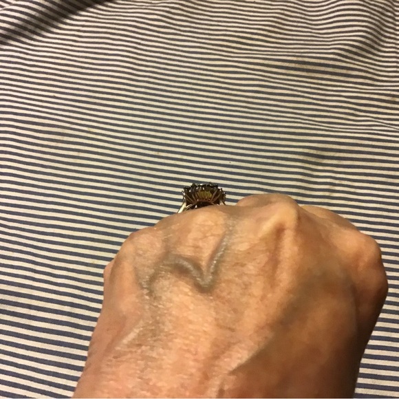 Ethiopian opal ring with black spinel baguette halo - Picture 3 of 6